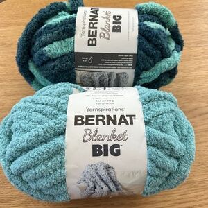 Yarnspirations Bernat Big Blanket Soft Yarn Jumbo 2 Skiens